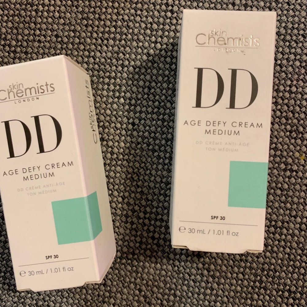 Skin chemist age defy cream medium